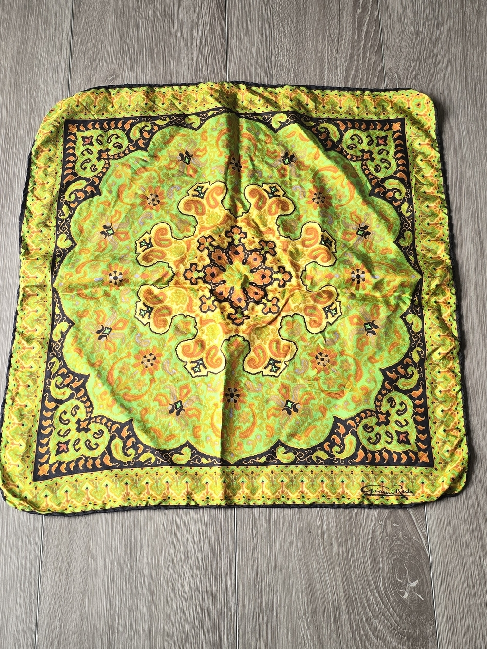 Vintage Giovanni Reda Psychedelic Vibrant Yellow Green Paisley Square Scarf